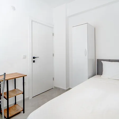 Flat W Balcony Garden 3 Min To Beach In Bodrum 아파트 터그트레이스