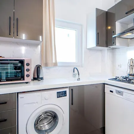 아파트 Flat W Balcony Garden 3 Min To Beach In Bodrum 터그트레이스