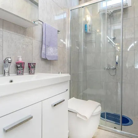 Flat W Balcony Garden 3 Min To Beach In Bodrum טורגוטריס