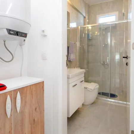 Flat W Balcony Garden 3 Min To Beach In Bodrum * טורגוטריס